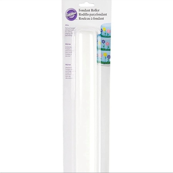 Brand new 3Pc. Wilton Cutter and Mat Fondant Tool Set - Picture 2 of 5